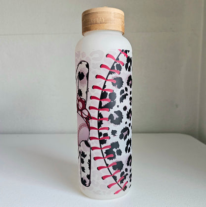 Baseball Mom Water Bottle / Sports Mama Travel Tumbler / Leopard Print Glass Water Bottle / Gift for Mom